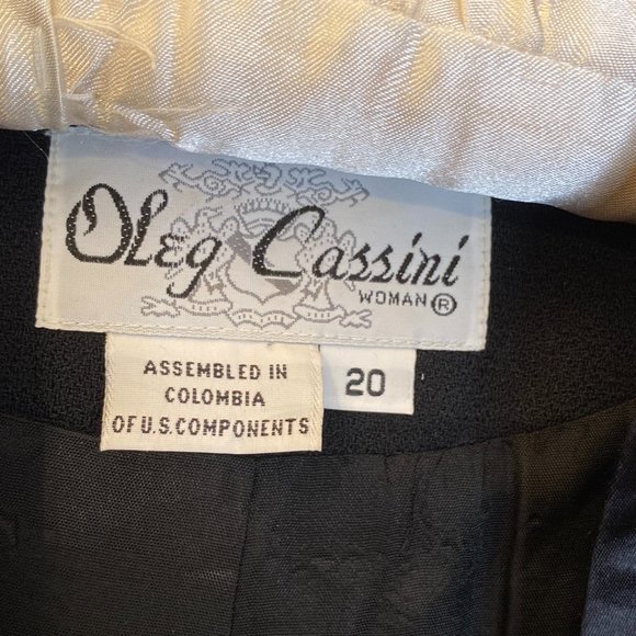 Oleg Cassini women wool black jacket, six rhinesto - Picture 5 of 9